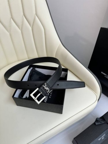 特 Saint Laurent 圣罗兰女士腰带皮带 原厂真金电渡扣头，意大利原厂皮，宽3.0Cm，代购级。