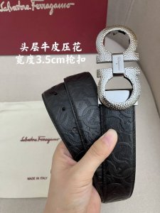 Ferragamo菲拉格慕男士专柜对版金属扣，头层牛皮双面外用腰带，商务通勤休闲场合均适合佩戴。3.5Cm