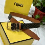 特 Fendi芬迪专柜同款 宽35Mm 双环正反用腰带 Ff按钉搭扣 棕色Cuoio Romano皮革材质 反面面料带有烟草黄和棕色Ff图案 针扣金属饰面 时尚
