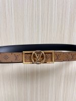 当季新款，2.5宽双尖原单1比1.一面帆布印黄花，一面黑色进口牛皮，.搭配精品