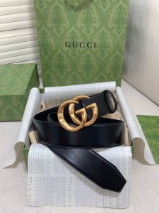 Gg Marmont系列宽版腰带黑色皮革 金色调配件 双G 宽度：4厘米