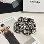 特 单个 配全套包装 Chanel 香奈儿 爆款小香风发圈，专柜款出货 一看就特别高档 超级百搭 必须自留