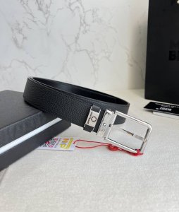 品名：万宝龙.Montblanc原单 腰带 皮带 型号：针扣，新款原版经典精品针式扣头，实物拍摄，原版头层牛皮 材料：百分百头层牛皮，保证真皮。双面可用专柜同等