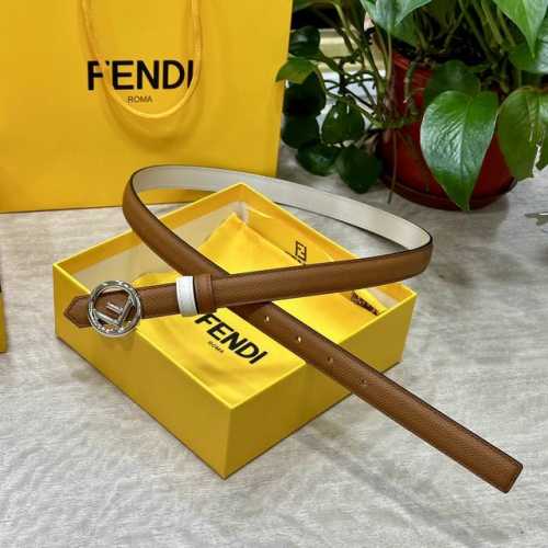 Fendl 宽20Mm，原单进口小牛皮，搭配原单钌钯电镀F扣，手感.油边近乎完美，原产皮料定制，质感无可挑剔，出众的细节，高清实拍，货真价实，品质保证。