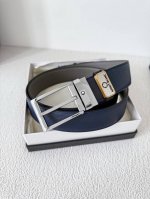 品名：万宝龙 Montblanc原单 腰带 皮带 型号：针扣，新款原版经典精品针式扣头，实物拍摄，原版头层牛皮 材料：百分百头层牛皮，保证真皮。双面可用专柜同等