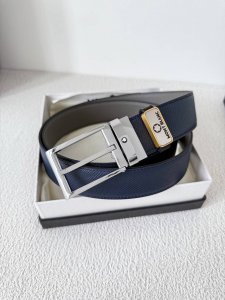 品名：万宝龙 Montblanc原单 腰带 皮带 型号：针扣，新款原版经典精品针式扣头，实物拍摄，原版头层牛皮 材料：百分百头层牛皮，保证真皮。双面可用专柜同等