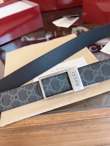 绝美Gucci 方扣男士新款腰帶 專櫃同步 寬3.5厘米 帶身帆布灰老花-拼進口猪皮紋黑色 精緻真空電鍍方型鋼扣 雙面可用