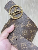 4.0当季新款 一面进口小牛皮 一面进口帆布印花 可双面用 搭配精品扣头 实物实拍