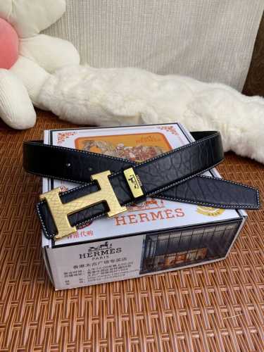 品名：爱马仕.Hermès 原单 材质：原单牛皮腰带 百分百头层牛皮腰带保证真皮，24K纯钢扣，专柜原单品质、做工精细，时尚大牌，送人自用首选 包装： 请认准如