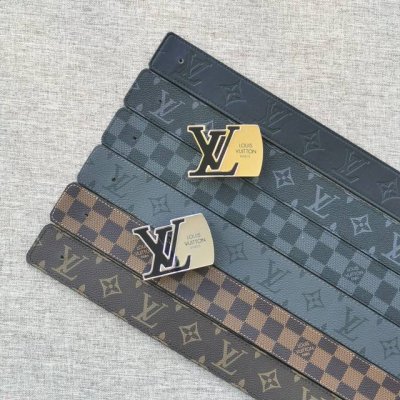 特P190 Louisvuitton 路易威登牛皮腰带 男士经典款皮带 时装搭配必备款 优质钢扣头 采用原厂牛皮带身 机械打孔 高品质全套包装 礼盒 礼袋 小票