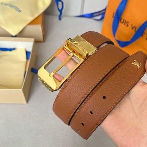 原版包装1.0 L0Uis Vuitt0N 今季新品 男士原單腰帶 寬度35毫米 经典头层Togo荔枝纹 搭配低调可旋转针扣五金 尾部饰有品牌Logo配件相呼应