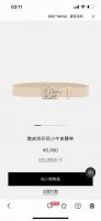特 Dg。宽4.0Cm Dolce&Gabbana 全新鹿皮纹印花全小牛皮腰带,简约配饰,点缀个性化 Dg 徽标搭扣。Dg 徽标鹿皮纹印花小牛皮腰带