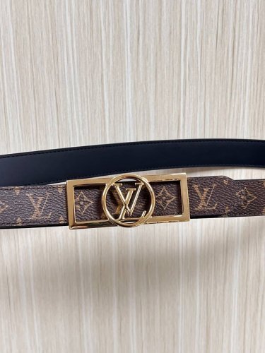 当季新款，2.5宽双尖原单1比1.一面帆布印老花，一面黑色进口牛皮，.搭配精品