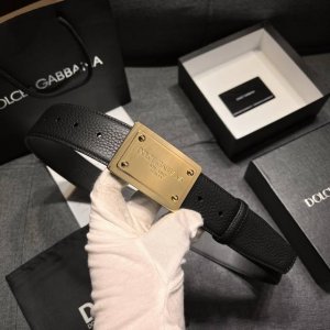 Dg 宽4.0Cm Dolce&Gabbana 新款 进口荔枝纹牛皮 Lux 鞍皮腰带，雅致配饰，搭配双电镀标牌
