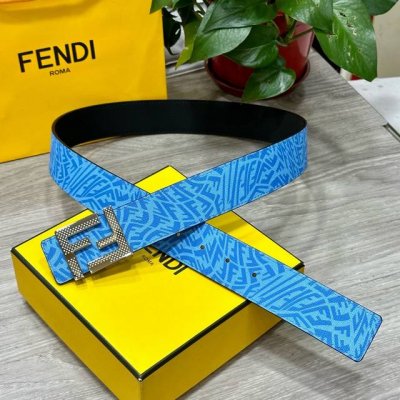 Fendl芬迪专柜同款 宽40Mm原版定制天蓝色Ffvertigo图案皮料 搭配Ff按钉钢扣 时尚潮流 经典百搭款
