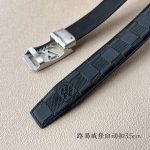 特 品牌：路易威登新款进口小牛皮，手感细腻柔软。搭配纯钢自动精品钢扣，宽度：3.5Cm