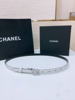 Chanel Cc 树脂白 与 链齿牙金 与银 Logo扣. 进口胎牛皮腰带 1.5Cm精品 精致 典雅