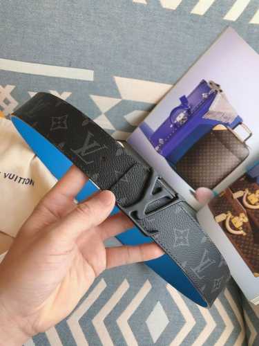 特 Lv.路易威登 全套包装 原版品质 代工厂货品 40Mm宽度 正品一体铸造五金钢扣，原厂皮料 双面原厂定制面料，区别市场货