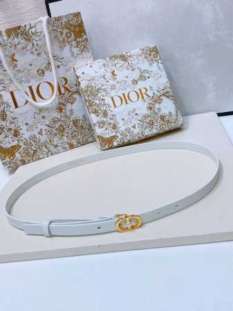 特 Dior Montaigne Jolie Belt 光滑小牛皮和白色树脂珍珠 饰有*Christian Dior*标志 小牛皮腰带1.5cm - 点击图像关闭