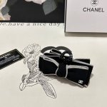 特 单个 配专柜包装 Chanel 香奈儿 最新爆款来啦 中古Vintage复古五金抓夹 优雅的Girl值得入手 非常好搭配 气质有品位