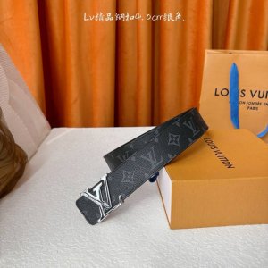 Louis Vuitton驴牌 ：经典原单品质，经典印花面配原版平纹底，搭配原单精品钢扣，精工制作，细节看图，实物拍摄，高端奢华，宽度4.0Cm