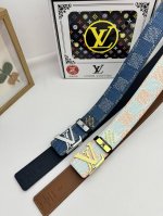 品名：Lv..路易..威登原单 材质：原单牛皮腰带 百分百头层牛皮腰带保证真皮，24K纯钢扣，专柜原单品质、做工精细，时尚大牌，送人自用首选 包装： 请认准如图