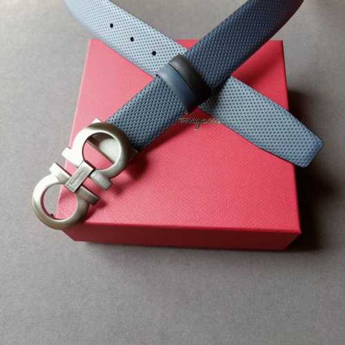 品牌:菲拉格慕 价格:特 尺寸:带宽34mm 正品尺寸 五金材质:专柜精品扣，真空电镀，工艺精细 带身材质:天然头层牛皮.质感十足，手感柔软。时尚个性，经典百搭