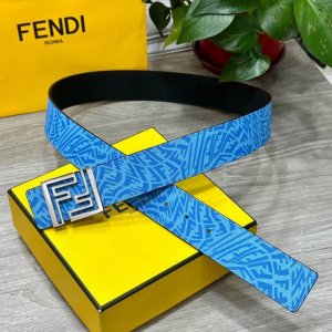 fendl 芬迪 专柜同款 宽40Mm原版定制天蓝色Ffvertigo图案皮料 搭配Ff按钉钢扣 时尚潮流 经典百搭款