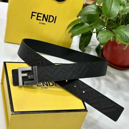 fendl 芬迪 宽40Mm双面原版小牛皮 搭配单钌钯电镀扣 完美的手感.油边 出众的设计.风格 高贵奢华 时尚大方 高清实拍 货真价实 品质保证 双面用 - 点击图像关闭