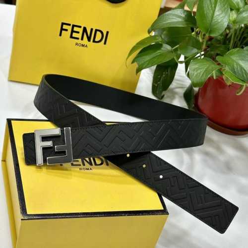 fendl 芬迪 宽40Mm双面原版小牛皮 搭配单钌钯电镀扣 完美的手感.油边 出众的设计.风格 高贵奢华 时尚大方 高清实拍 货真价实 品质保证 双面用
