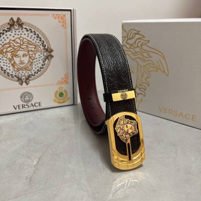 品名：Versace.范思哲 材质：原单牛皮腰带 百分百头层牛皮腰带保证真皮，24K纯钢扣，专柜原单品质、做工精细，时尚大牌，送人自用首选 包装： 请认准如图专