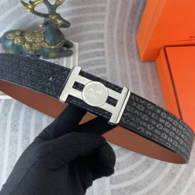 爱马仕 特种皮腰带系列 ，原厂五金精品不锈钢扣，手感柔软舒适 宽3.8Cm。