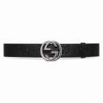 古驰.Gucci 全套包装 4.0Cm Gg 2024新款supreme帆布是品牌的一款代表性面料，其灵感源自30年代的典藏设计。互扣式双g以钯金色调配件亮眼呈