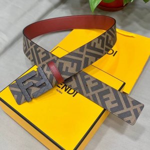 fendi 芬迪 专柜同款 宽4.0Cm 双环正反用腰带 Ff按钉搭扣 酒红色Cuoio Romano皮革材质 反面面料带有烟草黄和黑色Ff图案 黑色珐琅金属饰
