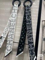 50C新款小丝巾｜星星拼接字母款 黑色双面小丝巾[种草R]
