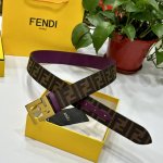 p200 Fendl（芬迪）专柜同款 宽3.8Cm 原版定制布料 单环皮带钢扣 Ff图案布料材质 酒红色皮革内衬 单钉镀钯金属配件 时尚潮流 经典系列