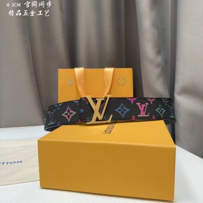 官网同步 Lv路易男士 宽度4.0 Cm 简单大方 精品五金 双面进口皮 佩戴效果非常不错 送礼自用最佳推荐