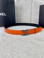 特 宽度3.0Cm Chanel 香奈儿 平纹牛皮金 银 色金属暗印品牌logo磨胶钢扣。