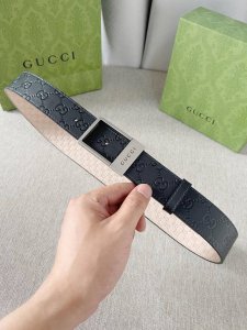 特 P210 古驰：Guccl男士新款腰带，正面黑色牛皮头层压G G、内衬牛皮头层树膏磨皮、搭配精品蒸空电镀五金。3.8Cm支持Nfc