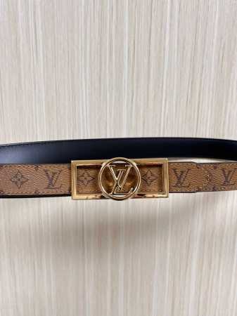 当季新款，2.5宽双尖原单1比1.一面帆布印黄花，一面黑色进口牛皮，.搭配精品 - 点击图像关闭