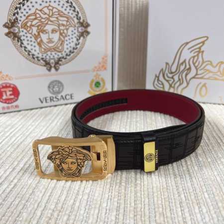 品名：Versace.范思哲 自动带 材质：原单牛皮腰带 百分百头层牛皮腰带保证真皮，24K纯钢扣，专柜原单品质、做工精细，时尚大牌，送人自用首选 包装： 请认 - 点击图像关闭