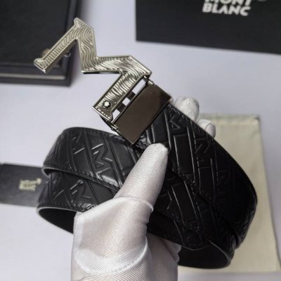 万宝龙 他们自信而不拘泥于传统思维，懂得享受成功的喜悦及生活的乐趣。其设计简洁流畅，经典优雅，势必成为现代流行文化的新符号。结合万宝龙传统工艺及现代设计的精髓，
