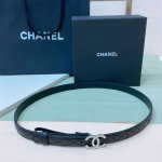Chanel 24C 字母腰带 软硬适中的小羊皮 春夏搭配好帮手 一年四季最不可缺少的搭配神器 穿裙子西装搭它简直不要太高级 2.0Cm精品