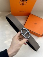 特 HermèS 爱马仕皮带 原单品质 进口头层牛皮 手掌纹搭配黑色平纹底 38Mm宽 搭配官网经典施华洛水晶钻扣 银扣