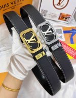 皮带：Lv..路易..威登顶级复刻. 腰带：原单品质百分百头层牛皮，保证真皮。雕花设计.真空电镀.永不掉色.24K纯钢扣头层小牛皮荔枝纹系列双面可用专柜同等质量