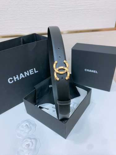 特P180 Chane L经典双C皮带腰带 新款Logo扣搭配进口小牛皮，质感满分，简直身春日里的点睛之笔，皮带直径3.0Cm