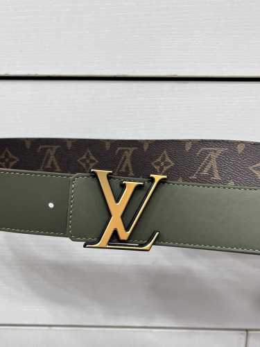 Lv.路易威登 全套包装 宽度 40Mm宽度 正品一体铸造五金钢扣 原厂皮料 双面原厂定制进口面料 可送礼自用不错选择