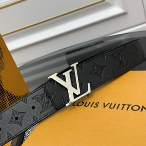 上新～驴家法国原厂皮料 压花 搭配意大利进口原厂小牛皮底 尺寸4.0Cm 精品五金进口炉内五金