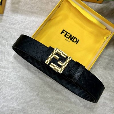 Fendi芬迪专柜同款 宽4.0Cm 双环正反用腰带 Ff按钉搭扣 黑色Cuoio Romano皮革材质 反面面料带有烟草黄和黑色Ff图案 四方金属饰面 时尚经