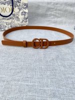 特 宽度2.0Cm Dior 迪奧 爆款平面無線帶身 Saddle牛皮革皮带。 烤漆金属“Cd”标志 採用進口雙面頭層牛皮